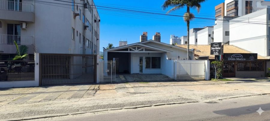 Casa Comercial - Aluguel - Vila Moema - Tubar�o - SC